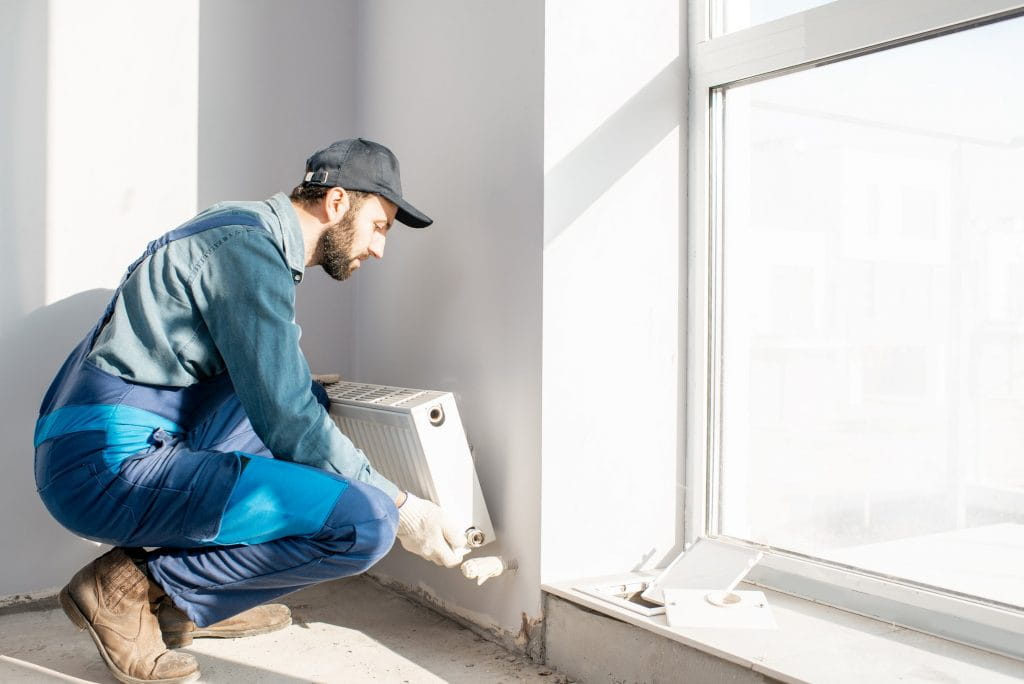 Installazione e fissaggio dei termosifoni o radiatori