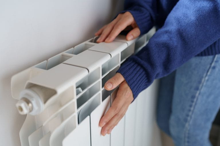 Radiators do not get hot: what can we do?