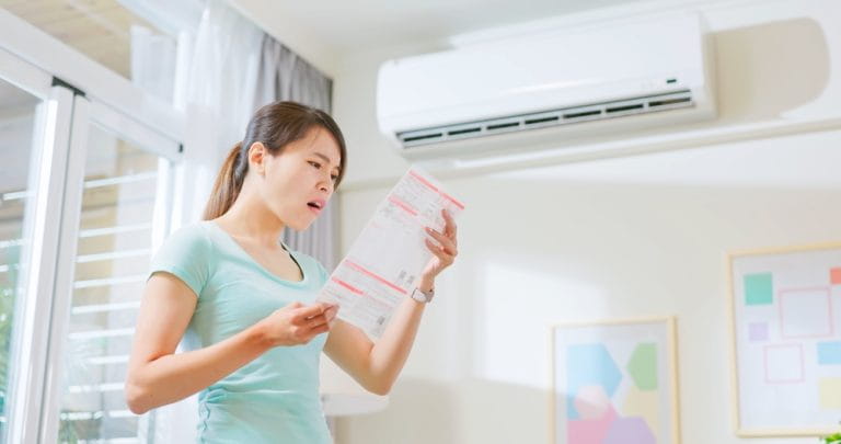 How much electricity does an air conditioner use?